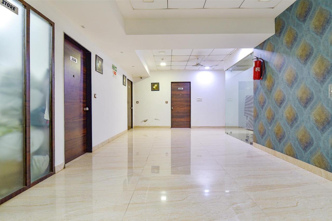 Fabhotel Acropole Inn Ahmedabad Extérieur photo